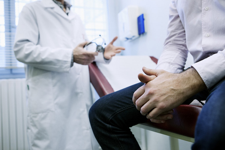 Доц. д-р Валентин Владимиров: Ракът на простатата е голям проблем за мъжете след 50