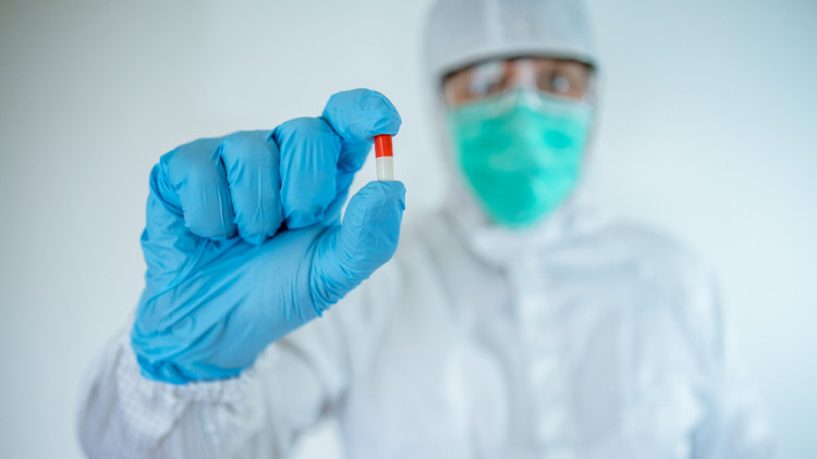 Започват клинични изпитания на 3 лекарства срещу коронавируса