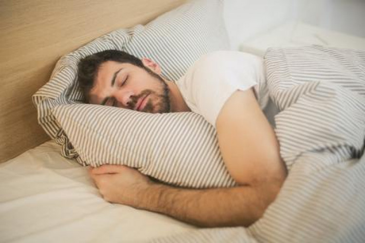Какво се случва с човек, който спи над 8 часа дневно
