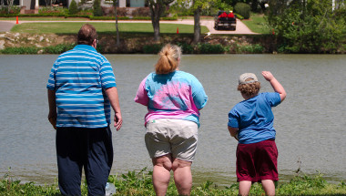 Внуците на дебели баби и дядовци по-често страдат от затлъстяване