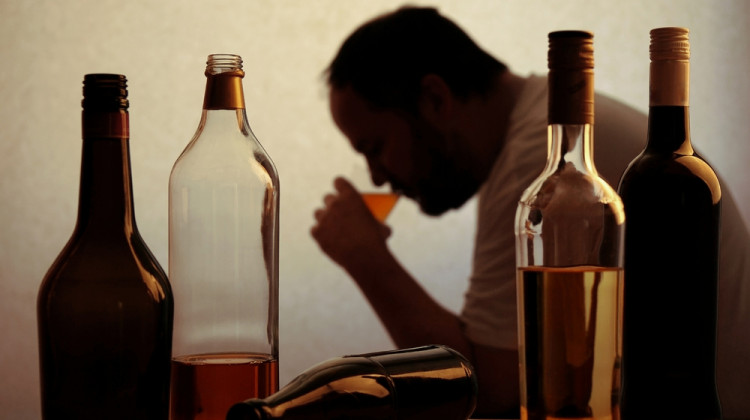 Как алкохолът влияе за стареенето на мозъка?