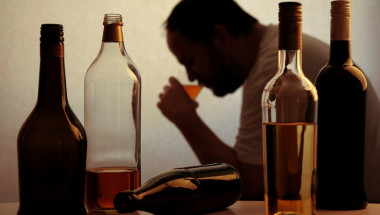 Божил Димитров и Слав Петров: Зависимият трябва да признае, че е безпомощен пред алкохола