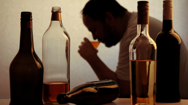Божил Димитров и Слав Петров: Зависимият трябва да признае, че е безпомощен пред алкохола