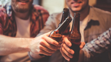 Пиенето на бира удвоява количеството стомашна киселина