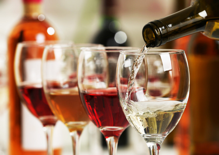 9 последствия от пиенето на чаша вино дневно