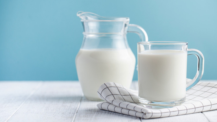 Лекар разби популярен мит за млякото: Това е лъжа, в която сме вярвали цял живот
