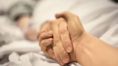 Медицинска сестра разкри за кои 5 неща най-много съжаляват хората, преди да умрат