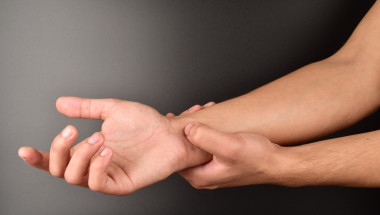 6 магически точки на ръцете при главоболие и сърдечни проблеми