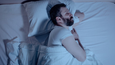 Консултация: Опасно ли е за сърцето да се спи на лявата страна?