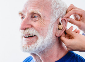 Какъв е редът за явяване на ЛКК при намален слух?