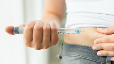 На какви помощни средства при лечение с инсулин има право диабетик?