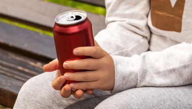 Енергийните напитки – виновни за тревожността и депресията при децата