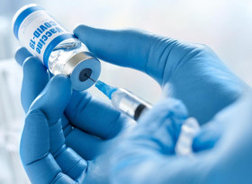 Мащабно проучване свързва някои състояния с ваксината срещу COVID-19