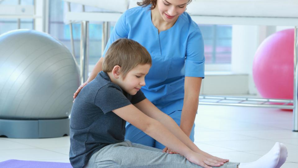 Какво поема Здравната каса за рехабилитацията на дете?