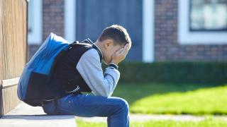Психолог съветва как да предпазите децата си от депресия и други психични разстройства