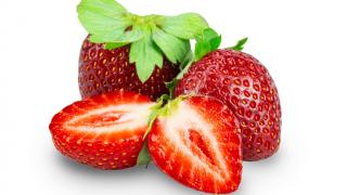 Кой и защо не трябва да яде ягоди