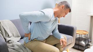 Опасни навици, които разрушават гръбначния стълб всеки ден 