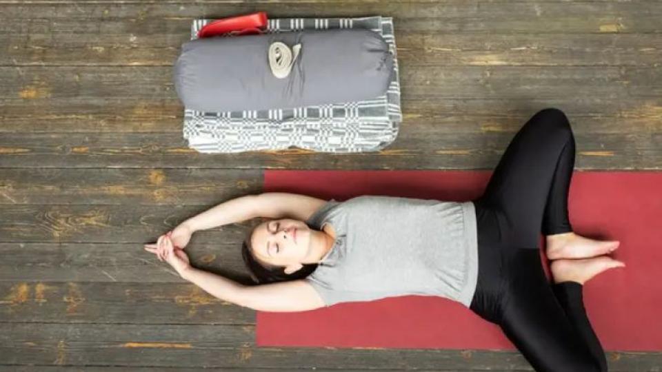 Прости йога процедури помагат на мъжете да издържат по-дълго в леглото СНИМКИ