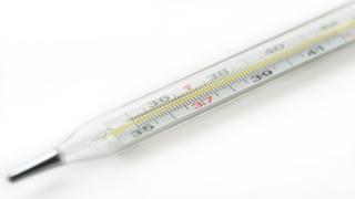 Да сваляш или да оставиш? Кога 37°C температура е проблем