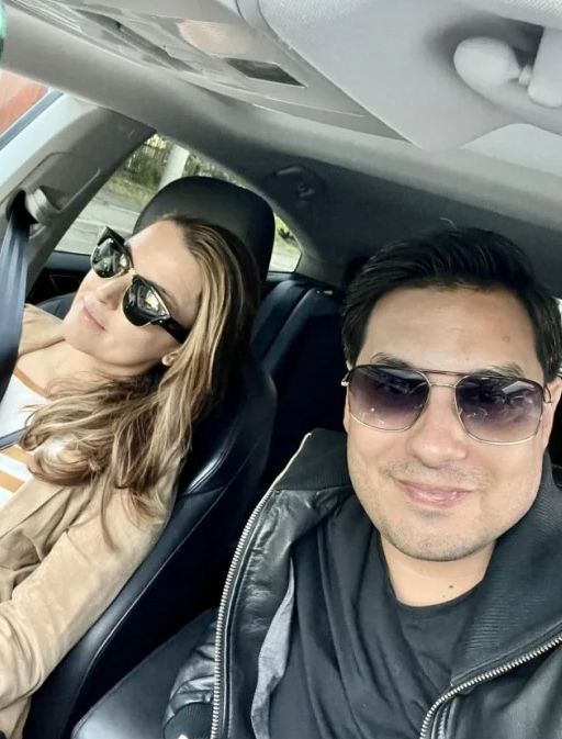  Фотобомба: Светослав Иванов сподели дамата до себе си, огромна хубавица е! 